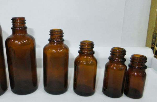 棕色藥包材玻璃瓶內應力產生的原因分析